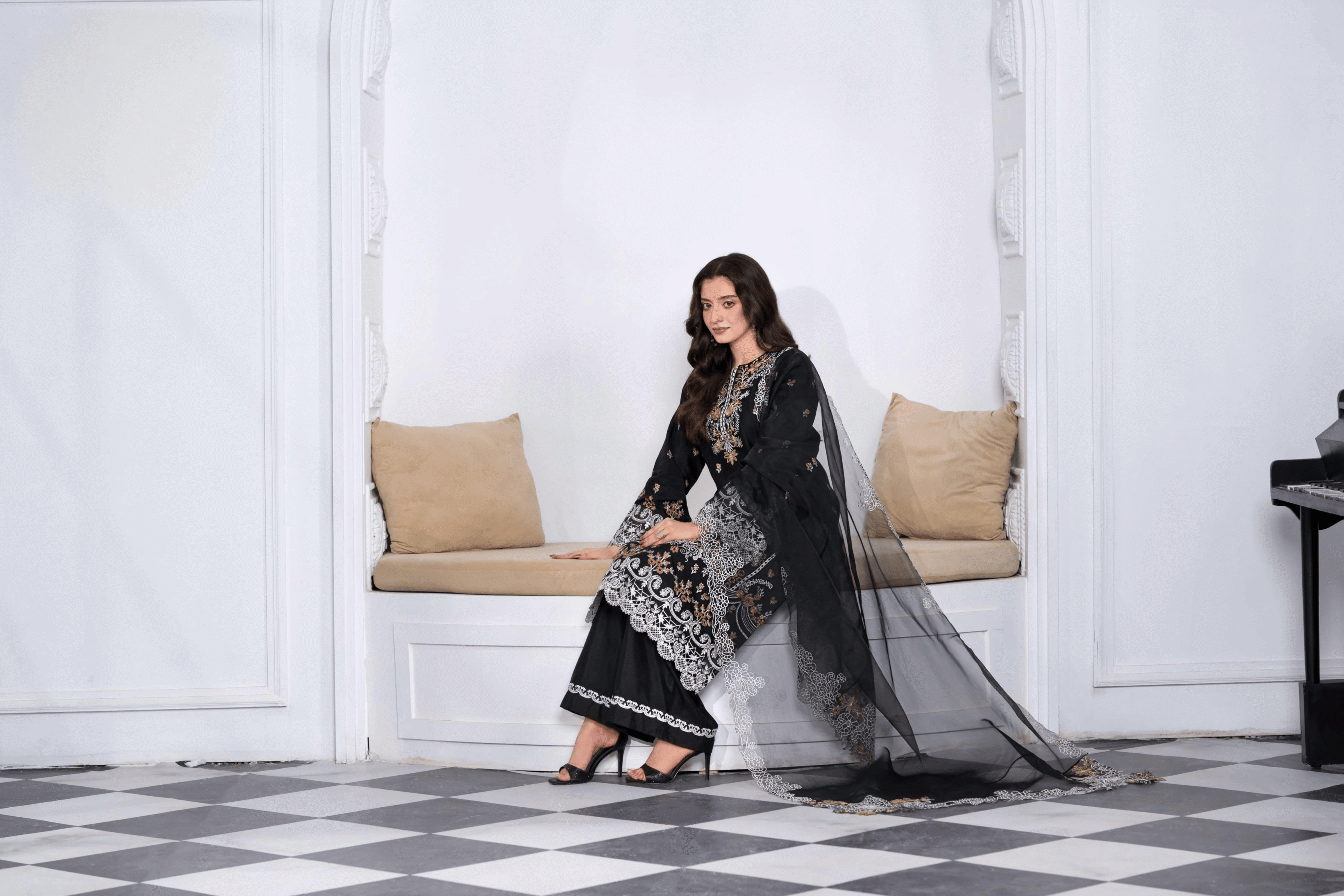 Facetune_10-11-2025-17-24-47