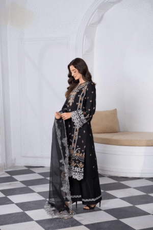 Facetune_10-11-2025-17-26-35