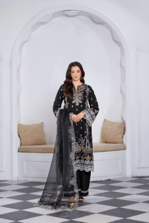 Facetune_10-11-2025-17-26-57