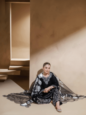 Facetune_10-11-2025-17-32-24