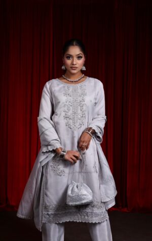 {"data":{"product":"tiktok","saveLocalReuploadCreationId":"735731693345423516920260227232140","editingEffectsList":[],"saveLocalReuploadLastpagePlayGid":"7611605958648810774","isSaveLocalReupload":true,"is_default_prop":"MA=="}}